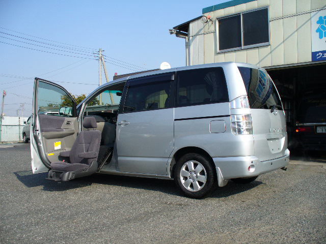 トヨタ　ＶＯＸＹ　福祉車両　ウェルキャブ　助手席リフトアップシート　買い取り　23.9.jpg