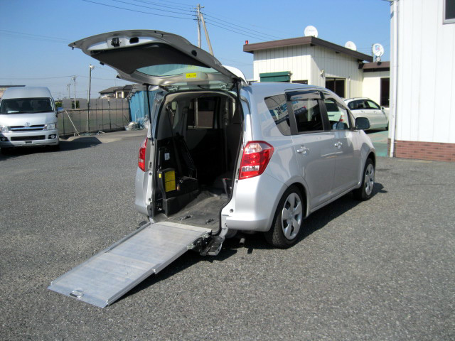 買取　福祉車両　ﾗｸﾃｨｽ　ｳｪﾙｷｬﾌﾞ　車椅子ｽﾛｰﾌﾟ　ｽﾛｰﾊﾟｰ　2020.8.1.jpg