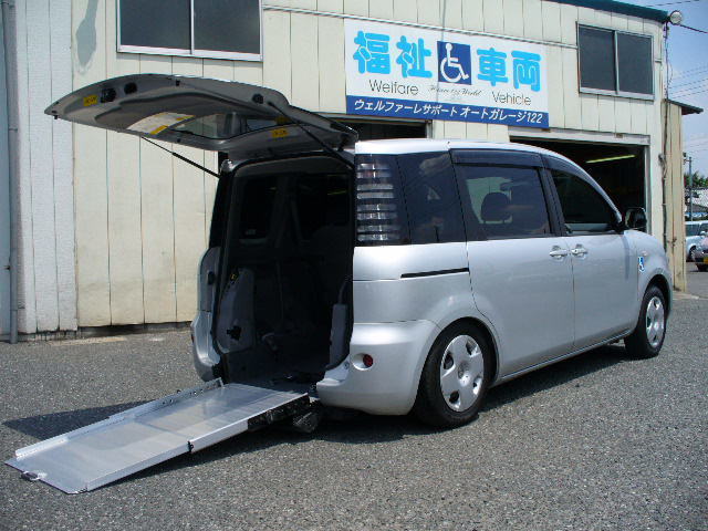 トヨタ　シエンタ　福祉車両　車椅子スロープ　買い取り　23.10.jpg