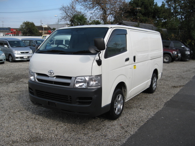 買取 ハイエースバン 冷凍冷蔵車 TRH200V H28.8.22.jpg