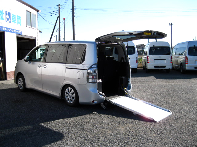 買取　福祉車両　ﾉｱ　ｳｪﾙｷｬﾌﾞ　車椅子　ｽﾛｰﾌﾟ　ｽﾛｰﾊﾟｰ　2020.12.1.jpg