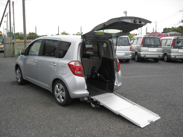 買取 福祉車両 ラクティス ウェルキャブ 車椅子スロープ H27.8.20.jpg