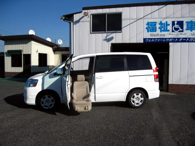 買取　福祉車両　ﾉｱ　助手席昇降　ﾘﾌﾄｱｯﾌﾟｼｰﾄ　ｳｪﾙｷｬﾌﾞ　2019.5.8.jpg