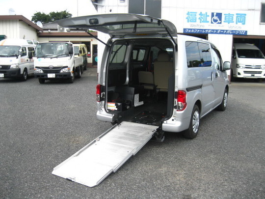 福祉 27年式 NV200バネット 車いす移動車 トランポ 送迎 介護